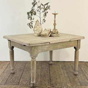 Italian-style Table, 19th Century