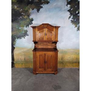 Small Two-body Mountain Fir Buffet