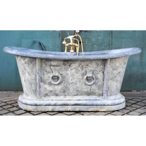 Beautiful Zinc Bathtub
