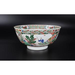 A Chinese Porcelain Famille Verte Bowl, Kangxi Period, 17th / 18th Century, Qing Dynasty
