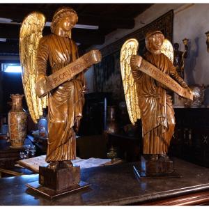 Large Pair Of Solid And Gilded Wood Angels, 18th Century