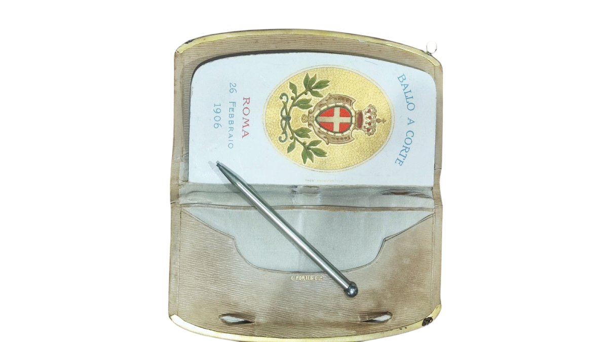 Carnet da ballo della Famiglia Reale Savoia -photo-1