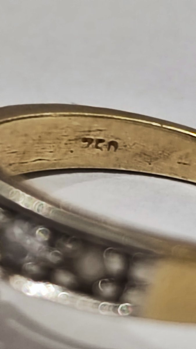 Anello in oro con zaffiri e diamanti -photo-2