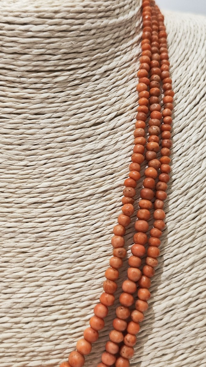 Collana di Sciacca a tre fili risalente alla fine del XIX secolo -photo-3