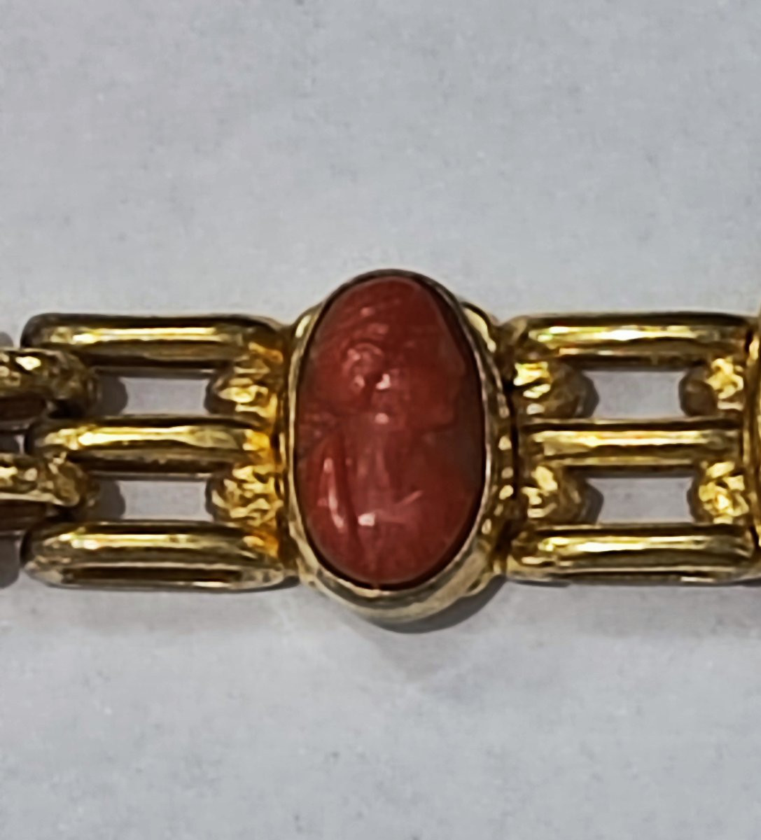 Antico bracciale Vittoriano del XIX secolo con cammei in corallo -photo-6