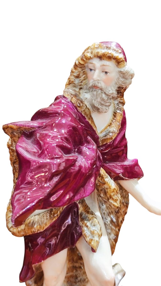Statuina in porcellana di Meissen del XIX secolo -photo-2