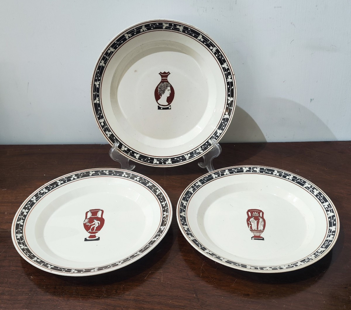 Piatti Del Vecchio Napoli del XIX secolo