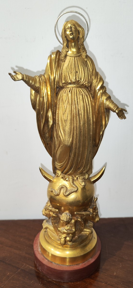 Madonna in bronzo dorato con i quattro evangelisti del XIX secolo 