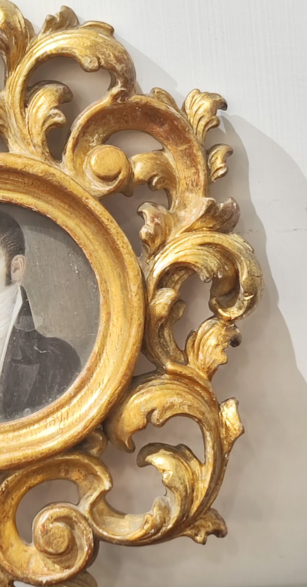 Ritratto in miniatura di un gentiluomo del XIX secolo -photo-2