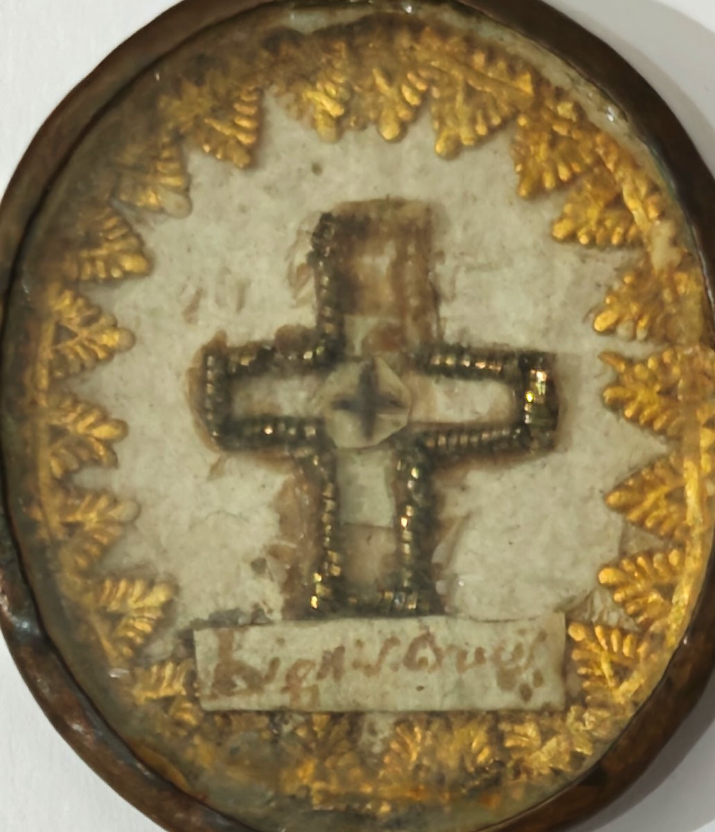 Antico Reliquiario "Lignum Crucis" – Fine XIX Secolo – Metallo Argentato-photo-2