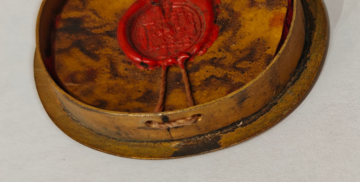 Antico reliquiario ovale in bronzo dorato e argento  Stato Pontificio Roma XIX secolo -photo-6