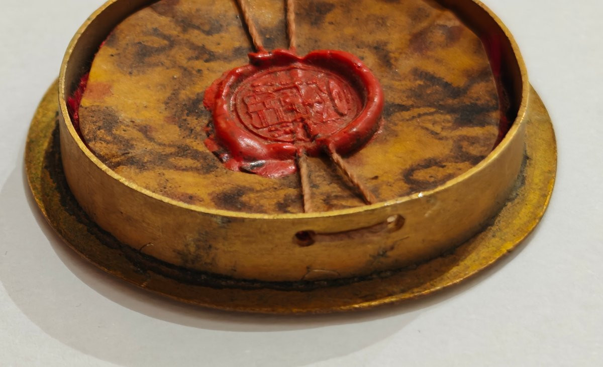 Antico reliquiario ovale in bronzo dorato e argento  Stato Pontificio Roma XIX secolo -photo-7