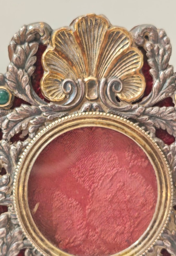 Elegante cornice in argento vermeil e pietre dure -photo-4