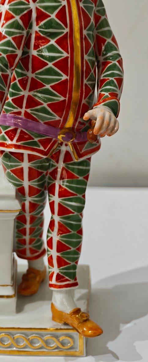 STATUINA ARLECCHINO CON MASCHERA IN PORCELLANA DIPINTA MEISSEN -photo-5