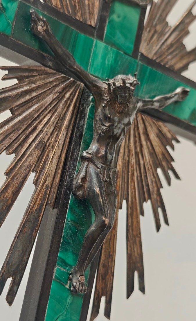 Raffinato crocifisso da tavolo in malachite e argento-photo-1