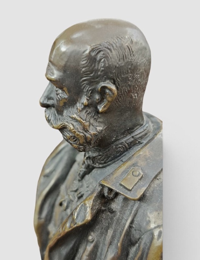 Busto in bronzo dell'Imperatore Francesco Giuseppe I d'Austria -photo-4