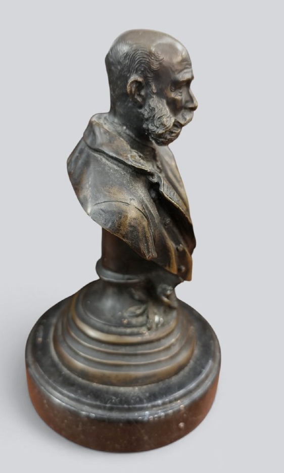 Busto in bronzo dell'Imperatore Francesco Giuseppe I d'Austria -photo-5