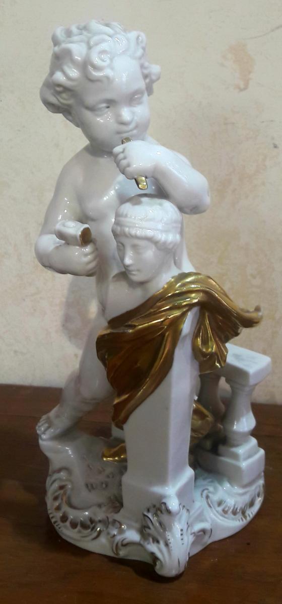Figurine En Porcelaine De Dresde