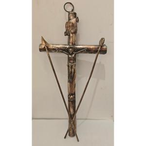 Crocifisso della Passione in argento Italia, XIX secolo