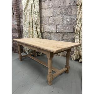 Farmhouse Table 