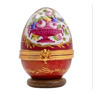 Handmade Porcelain Egg-shaped Clock