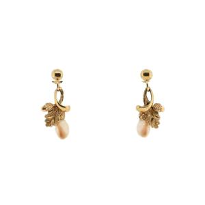 18-karat White Gold And Doe Tooth Earrings