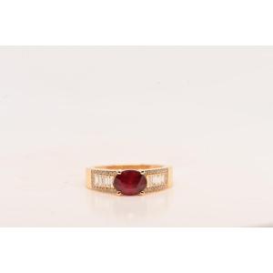 18k Yellow Gold Ring Certified 1.51 Carats Blood Pigeon Ruby