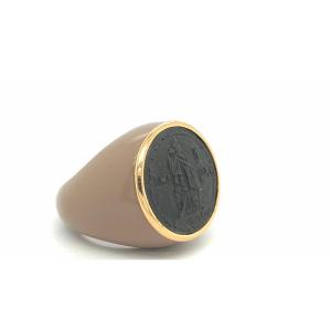 18k Yellow Gold Backlit Camé Ring