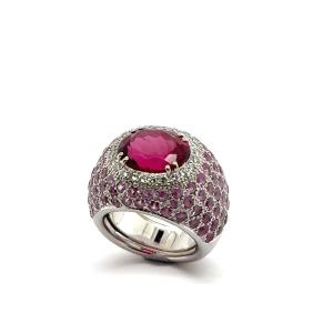 Dome Ring In White Gold, Oval Spinel, Paved With Pink Sapphires And Diamonds