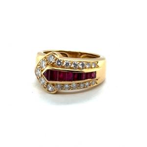 Tie Ring With Calibrated Rubies And Diamonds - 18k Yellow Gold