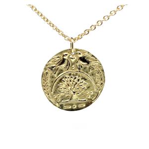 18 Carat Yellow Gold Symbolic Of Love And Success Medal Necklace
