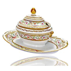Paris Porcelain Sugar Bowl And Its Lid - Attributed To The Manufacture Du Duc d'Angouleme