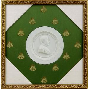Large Paris Porcelain Biscuit Medallion - Napoleon 1st French Emperor In Biscuit