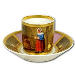 Cup And Saucer In Paris Porcelain - Early 19th Century