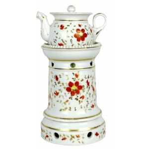 Porcelain Teapot From Paris Or Limoges – Mid-19th Century