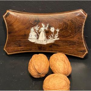 Case, Sewing Kit In Rosewood With A Small Inlaid Decor In Ivory.