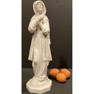 Capodimonte, Statuette Of A Woman