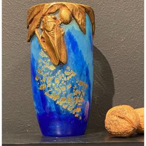 Daum Vase With Cicada Motif And Gold Leaf Inclusion.