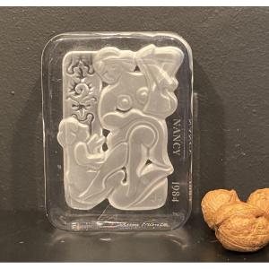 Paperweight Signed Daum