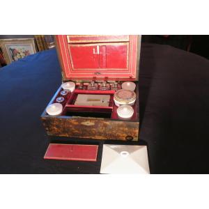 Napoleon III Box, Travel Kit