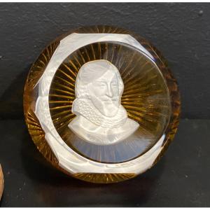 Baccarat Paperweight Depicting Henry Iv