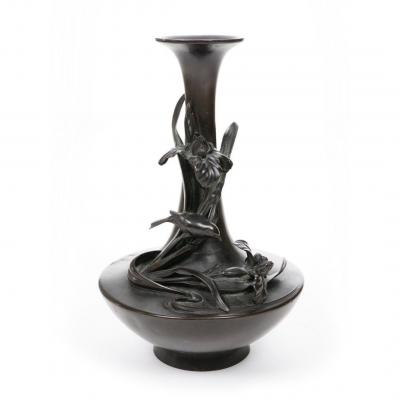 Bronze Vase - Japan XIX