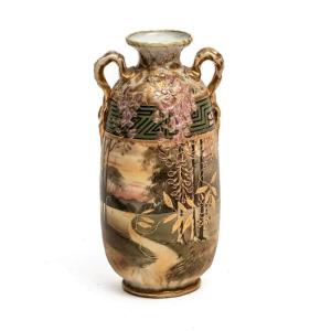 Nippon Porcelain Vase - Japan Meiji Era