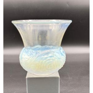A Ranunculus Vase By R.lalique