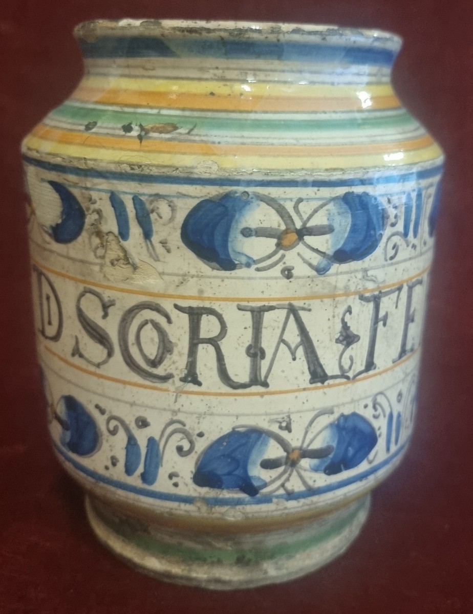 ALBERELLO DA FARMACIA IN MAIOLICA - MONTELUPO O ORVIETO  FINE XVI SECOLO / INIZIO XVII SECOLO