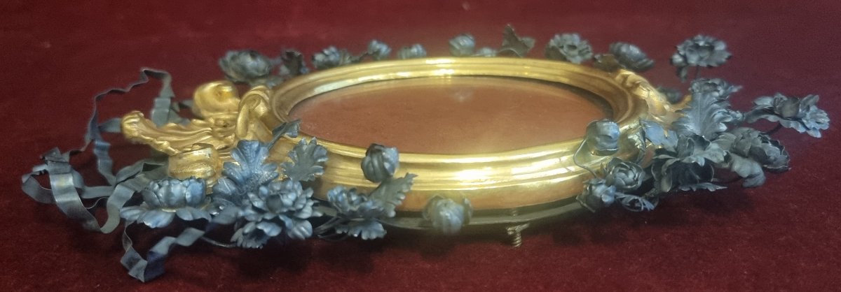 CORNICE IN RAME DORATO CON FIORI E NASTRO IN ARGENTO - META' DEL XVIII SECOLO-photo-4