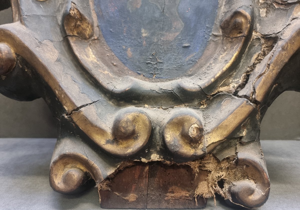 STEMMA NOBILIARE DA INTERNO PALAZZO - CARTAPESTA TELATA, DORATO E DIPINTO - XVI SECOLO-photo-1