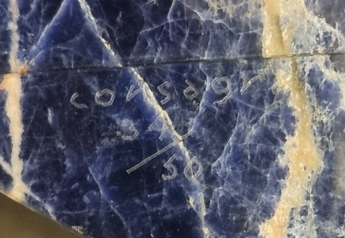 SCULTURA MULTIPLA 34/50 in marmo (sodalite del Sud Africa) -  Pietro Consagra-photo-2