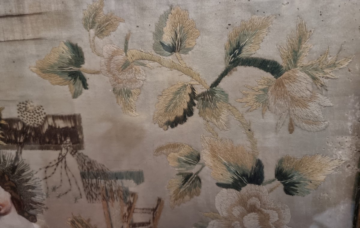 TESSUTO RICAMATO RAFFIGURANTE GESU CON GLI STRUMENTI DELLA PASSIONE - XIX secolo-photo-1