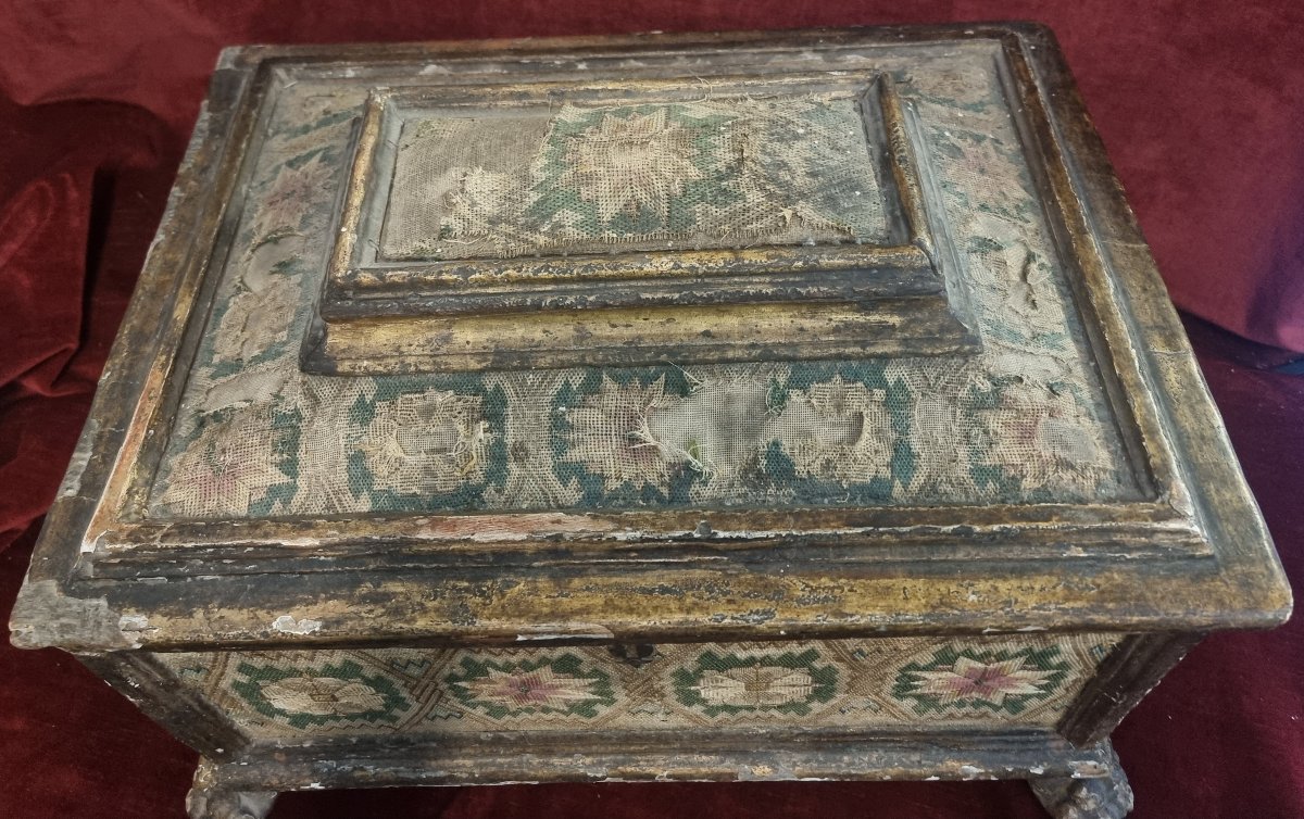 CASSETTA PORTAGIOIE IN LEGNO LACCATO, DORATO TESSUTO - VENEZIA XVI SECOLO-photo-2